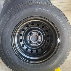 145R12LTスタッドレスタイヤ４本の画像