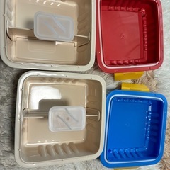 お弁当箱　の画像