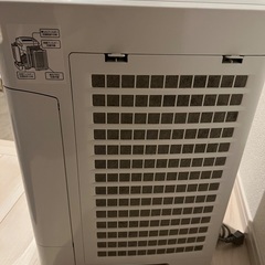 空気清浄機　2014年型の画像