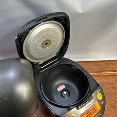 【美品】タイガー　IHジャー炊飯器　5.5合炊き　JKT-B101管理番号973の画像