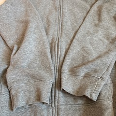 パーカーの画像