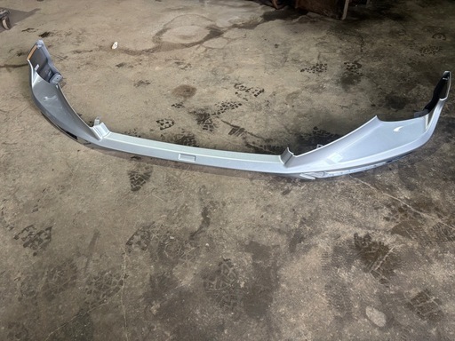 未使用 ヤリス　モデリスタ フロント スポイラー　MXPH10 MXPA10 KSP210 MXPH15