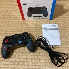 ニンテンドースイッチ本体、プロコン、イヤホンの画像