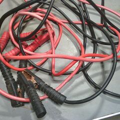 冬場に便利な「チャージャー線」大型車までOKの画像