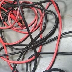 冬場に便利な「チャージャー線」大型車までOKの画像