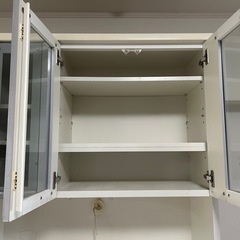 食器棚無料受け渡しの画像