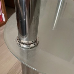 ガラステーブルの画像