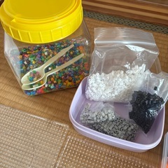 アイロンビーズ　まとめ売りの画像