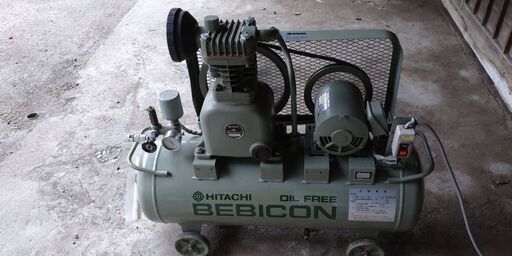 日立ベビコン（中古コンプレッサー）　0.75Kw オイルフリー　AC200V3Φ
