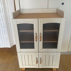 食器棚　キッチン収納の画像