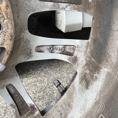 スタッドレスタイヤ4本の画像