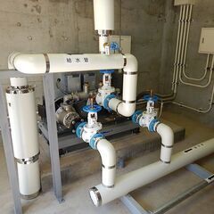 【配管工】【設備工事】低離職／残業5h以下／直行直帰OK／転勤なし／福利厚生充実／未経験者歓迎／経験者大歓迎の画像