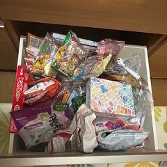 Pamouna 食器棚 ブラウン 木製 引き出し式　キッチンボードの画像