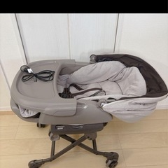 【極美品】コンビ ネムリラ AT BEDi おやすみドーム付 電動　新生児からの画像