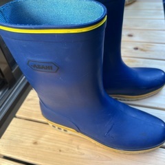 子供用の長靴の画像