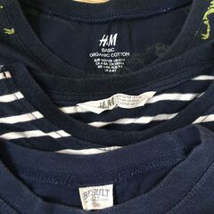 （東京・引き取り）H＆Mなど恐竜Tシャツ3枚組130cmの画像