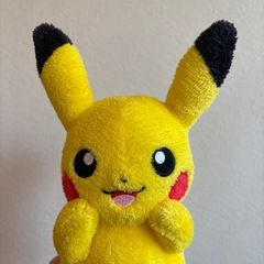 美品　ピカチュウ　ぬいぐるみ　ふわふわの画像