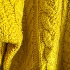EDITION ニット　イエローの画像