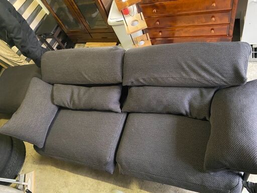 HUKLA　フクラ　ダークグレー ファブリックソファ　羽毛 HUKLA フクラ ダークグレー ファブリックソファ 羽毛 HUKULA ソファー