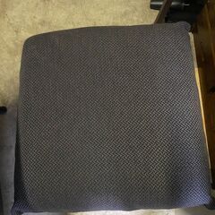 HUKLA　フクラ　ダークグレー ファブリックソファ　羽毛 オットマン付きの画像