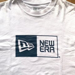 NEW ERAロゴTシャツ　ホワイトの画像