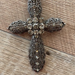 【CUL DE PARIS】キユードパリ クロス型ペンダントネックレスの画像