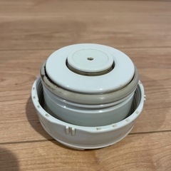 【使用可】サーモス　水筒の画像