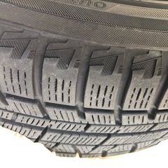 スタッドレスタイヤ ホイールセット 普通車  15インチの画像