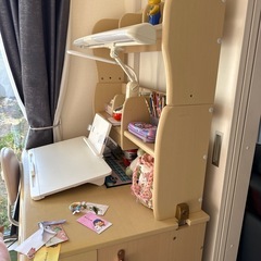 学習机（がくしゅうづくえ）の画像