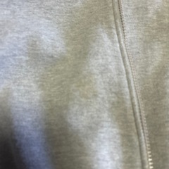 スェット生地の暖かいアウターの画像