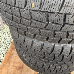 スタッドレスタイヤアルミセットの画像