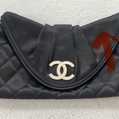 CHANEL マトラッセクラッチ　ブラックサテンの画像