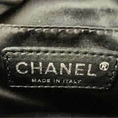 CHANEL マトラッセクラッチ　ブラックサテンの画像