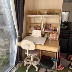 学習机（がくしゅうづくえ）の画像