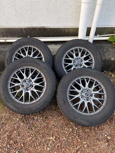 ダンロップ　30系アルファード　スタッドレスタイヤ