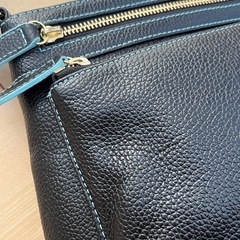 本革 ショルダーバッグの画像