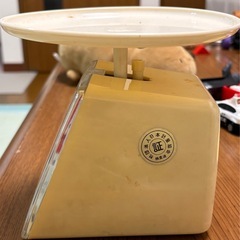はかり　計量器の画像
