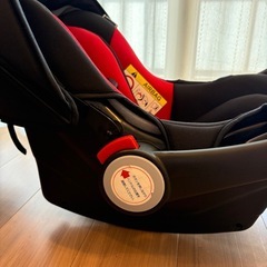 【ほぼ未使用】モンリーヴ　ベビーキャリーの画像