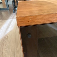 【本日引き取りなら1000円】テレビ台の画像