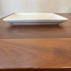 正方形　プレートの画像