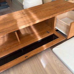 【本日引き取りなら1000円】テレビ台の画像