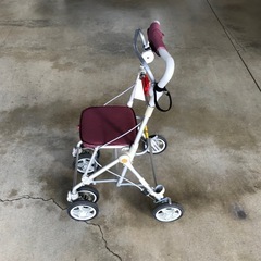 シルバーカー（キズあり）の画像