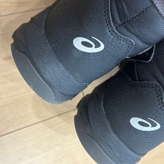 【美品】アシックス ジュニア スノーシューズ レーザービーム　24.0の画像