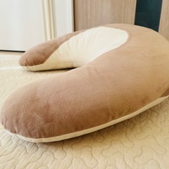 エールベベ　授乳クッションの画像