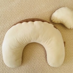 エールベベ　授乳クッションの画像
