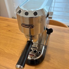 デロンギ デディカ EC680の画像