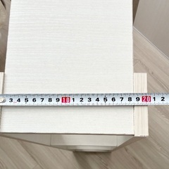 アイボリースリム収納棚の画像