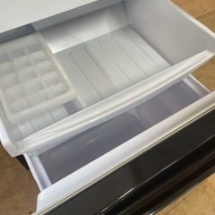 111805 シャープ2ドア冷蔵庫137L2016年製の画像