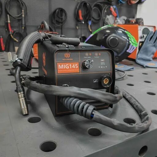 半自動溶接機 HZXVOGEN ノンガス 半自動 溶接機 100V 200V MIG溶接機 145A インバーター搭載 定格使用率40％ 軽量 小型 MIG145家庭用