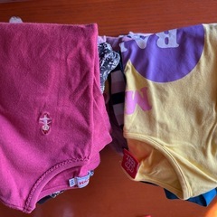 女の子100〜110秋冬服30点以上の画像